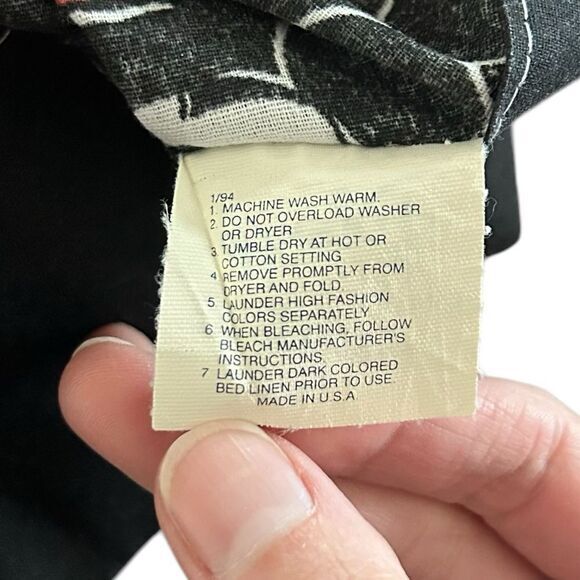 Vintage Disney Mickey Mouse Pillow case 90s Mickey pillowcase standard - Picture 4 of 5